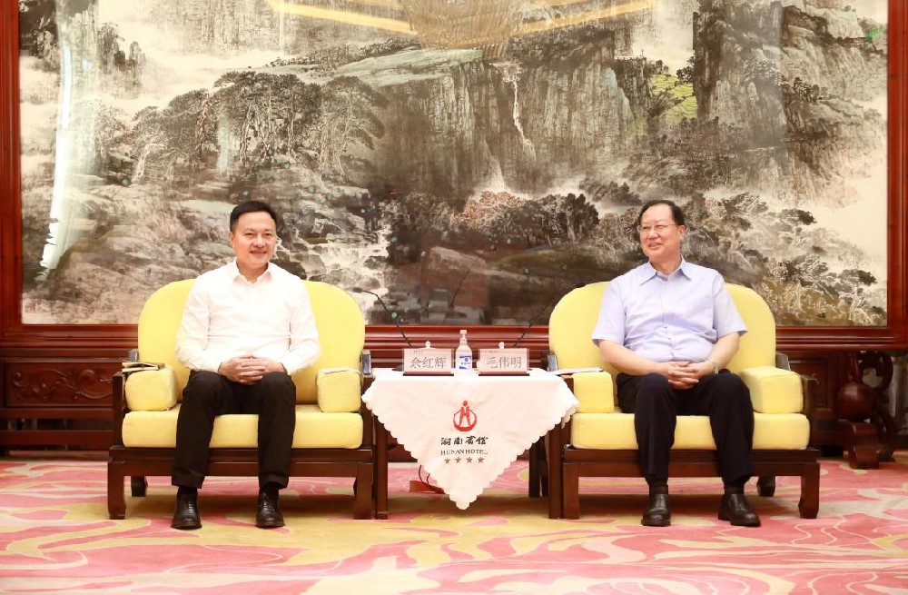 余紅輝拜會湖南省委副書記、省長毛偉明