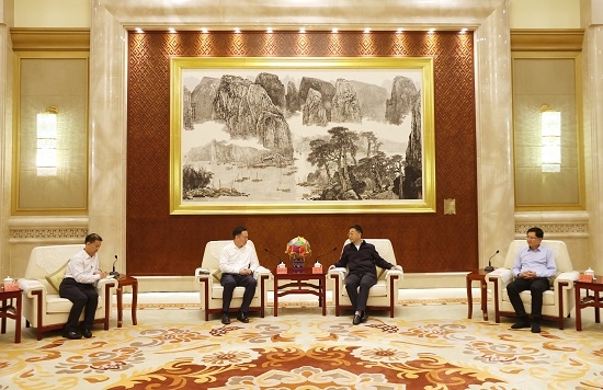 余紅輝拜會廣西壯族自治區(qū)黨委書記劉寧、自治區(qū)主席藍(lán)天立