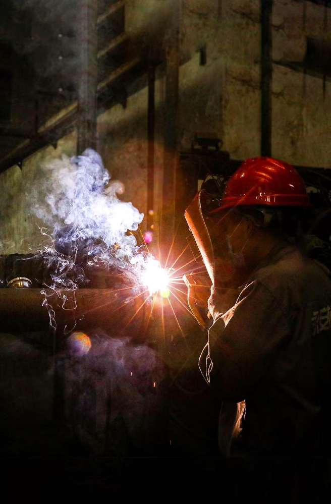 【年終沖刺】永安人造板廠高效完成設(shè)備檢修 為年度產(chǎn)銷攻堅(jiān)保駕護(hù)航